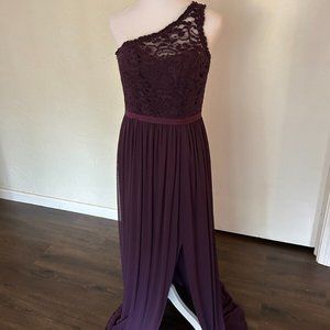 David's Bridal Long One Shoulder Lace Bridesmaid Prom Dress STYLE# F17063 Plum